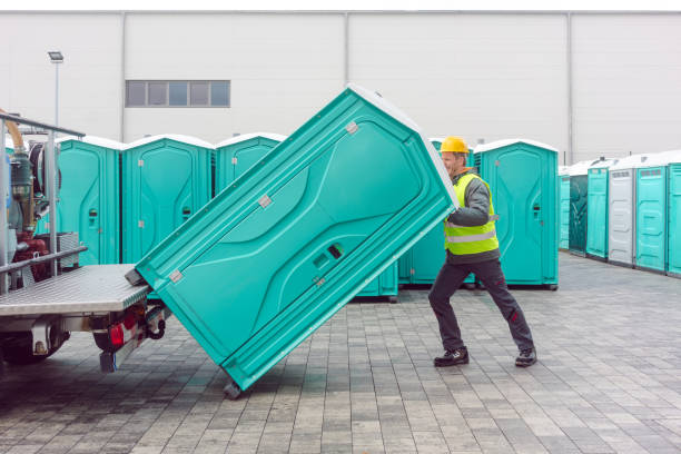 Portable Toilet Options We Offer in Parkwood, CA