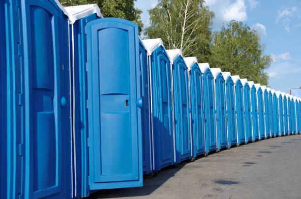 Best Porta potty cleaning services  in Parkwood, CA